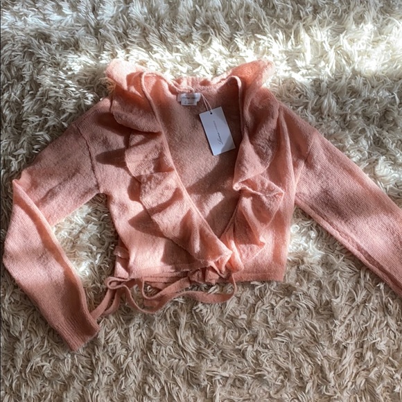 Lovers + Friends Sweaters - FLASH SALE NWT Pale pink lovers and friends sweater